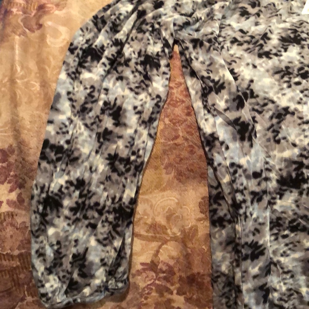 Shirt - Picture 3 of 3